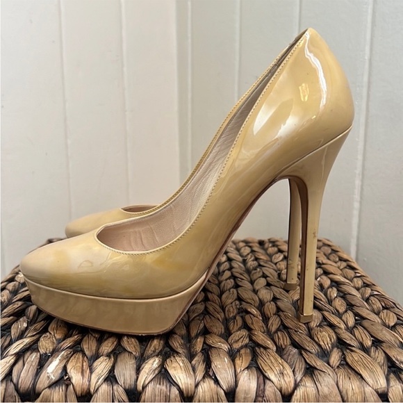 Jimmy Choo Patent Leather Cosmic Platform Heels in Nude Cream Beige - Picture 3 of 16